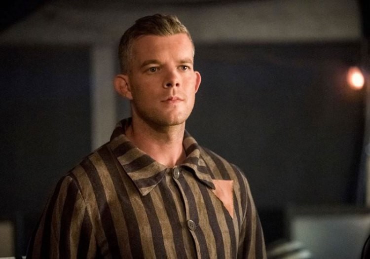 Russell Tovey Supergirl